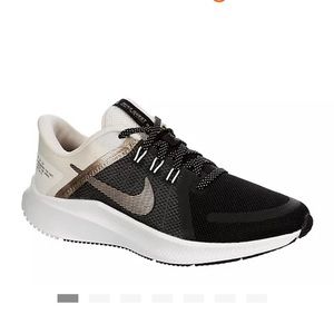 Nike Womens Quest 4